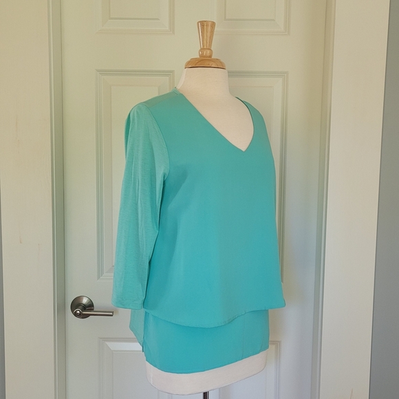 DG2 Diana Gilman V Neck 3/4 Sleeve Layered Turquoise Blouse. Size M - Picture 4 of 10